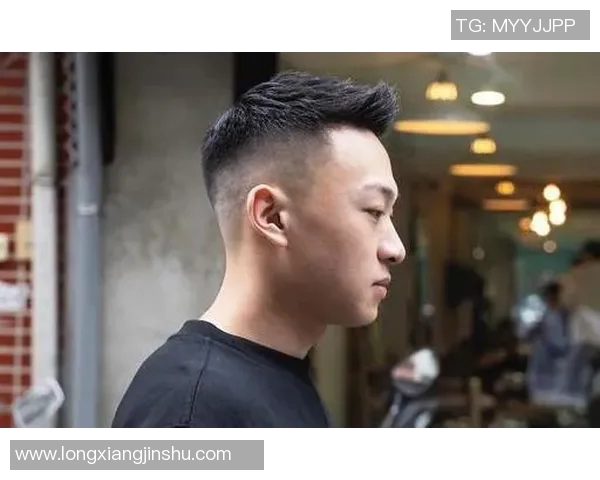 德国足球明星男士头像展现魅力与风采的完美结合