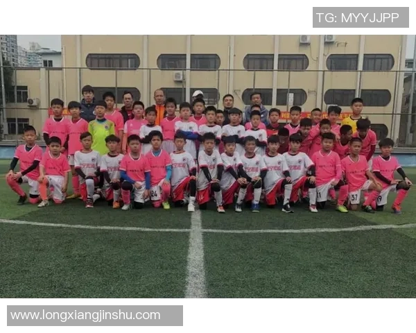 深圳足球队在精英赛中的耐力表现分析与未来展望 深圳足球队在精英赛中的耐力表现分析与未来展望